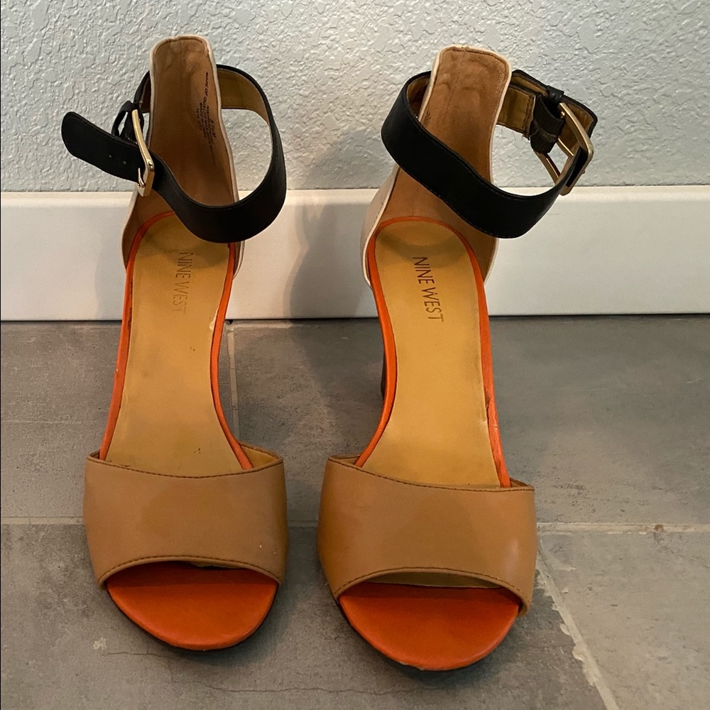 Nine West wedge size 8.5
